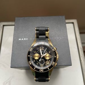 MARC JACOBS ROCK CHRONO SILICONE WRAPED WATCH